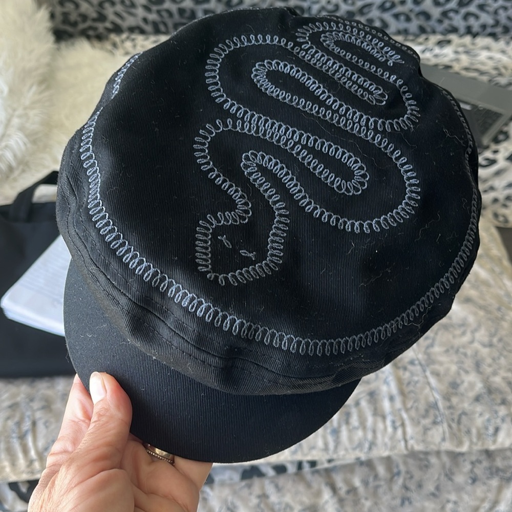 Brixton Fiddler Fisherman’s Cap Medium
